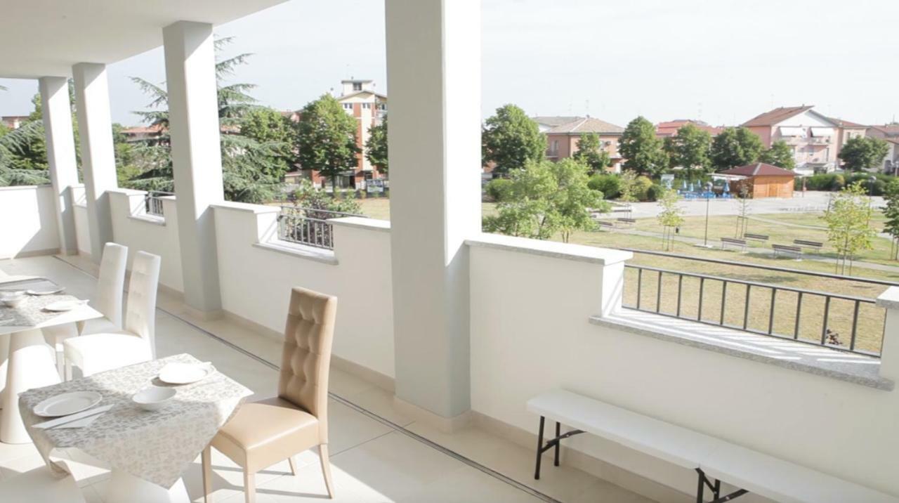Affittacamere Piacenza Palace Dış mekan fotoğraf