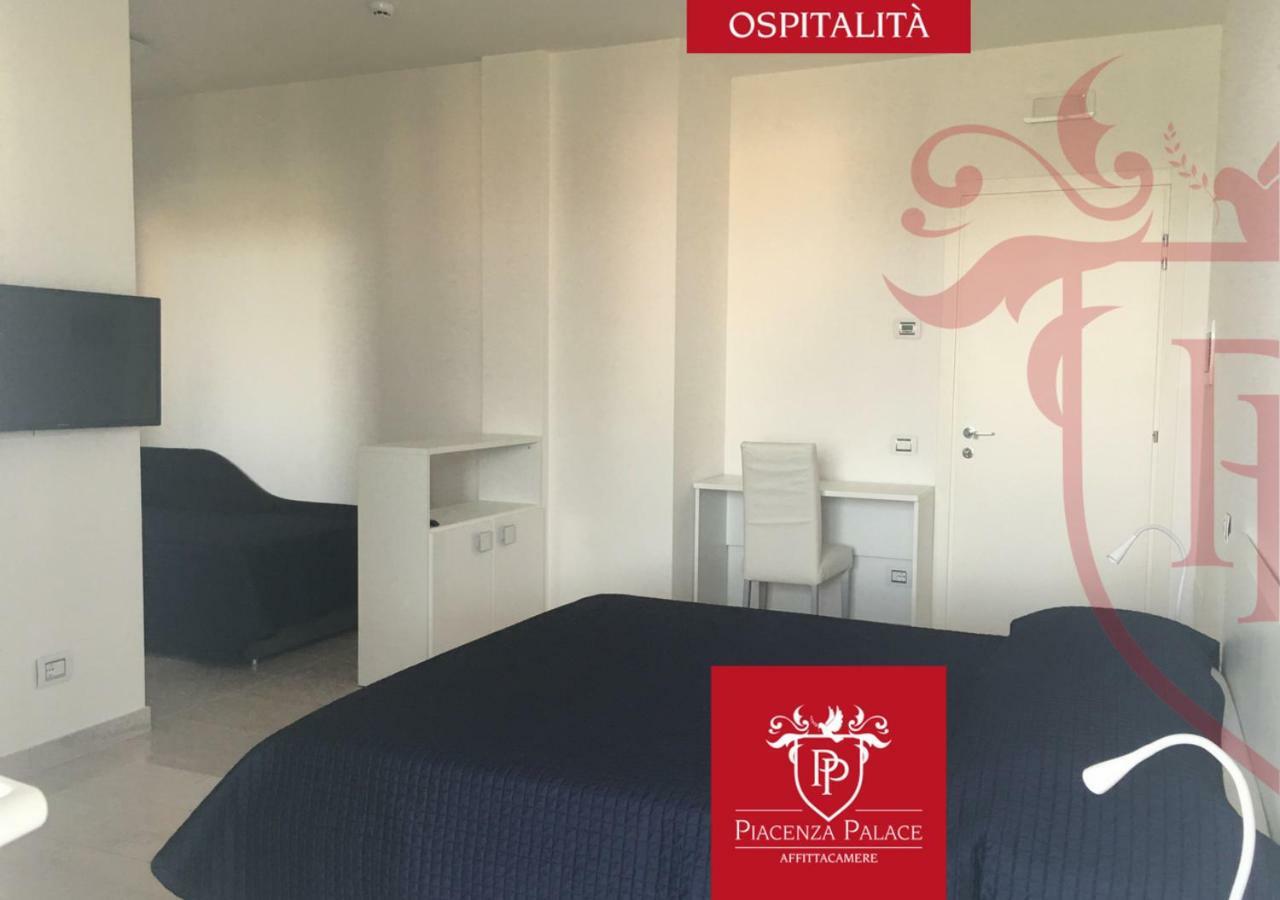 Affittacamere Piacenza Palace Dış mekan fotoğraf